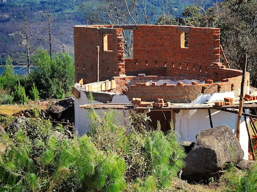 Second level of the tail