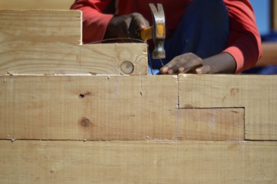 Placing string between each plank