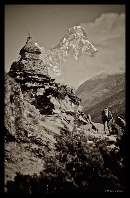 Eastern Highlander Treks to Everest