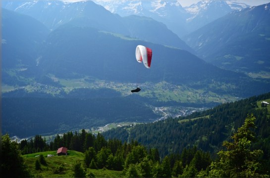 Gleitschirm from Fieschertal