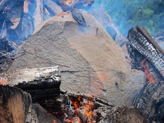 Cracked granite boulders