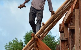 Post and beam – supporting steep overhanging&nbsp;rafters