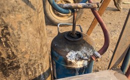Oxygen and home-made Acetylene in&nbsp;Gazaland